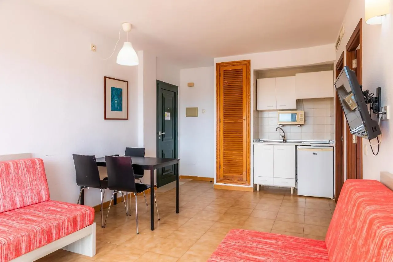 Holiday home Apto Con Terraza 303 Cala Millor